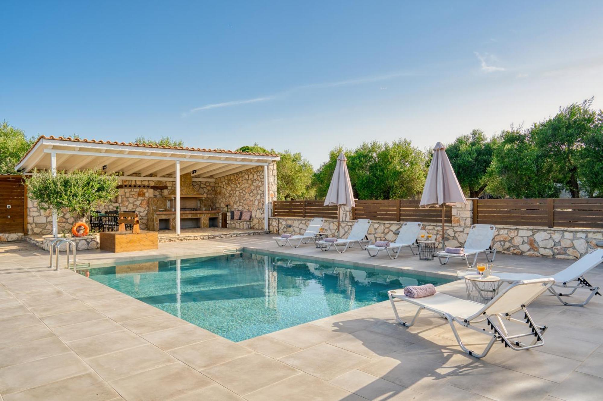 Astarte Villas - Astra Private Villas With Pool Vasilikí Buitenkant foto