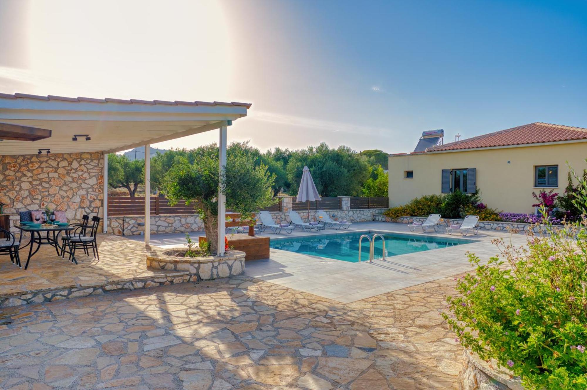 Astarte Villas - Astra Private Villas With Pool Vasilikí Buitenkant foto